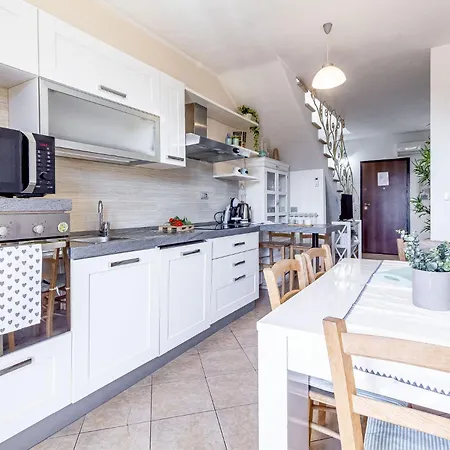 Charlotte - For Family And Groups Apartment Porto Torres