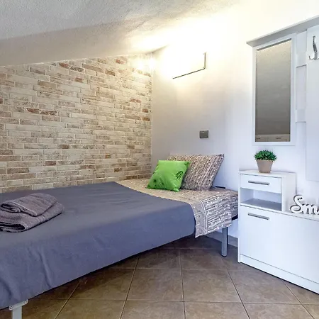 Charlotte - For Family And Groups Porto Torres